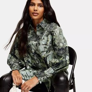 BNWT Topshop Button up